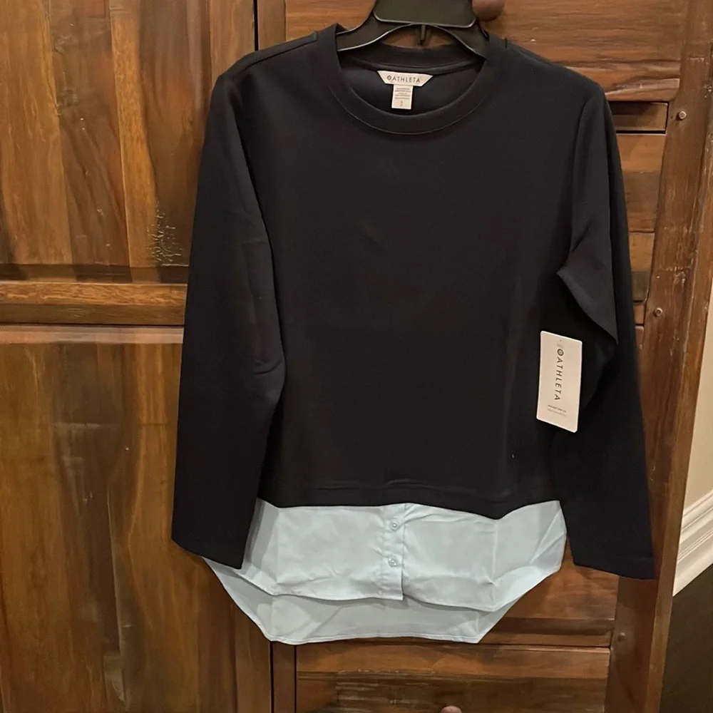 Athleta Gallery Top 2.0 - Picture 4 of 9